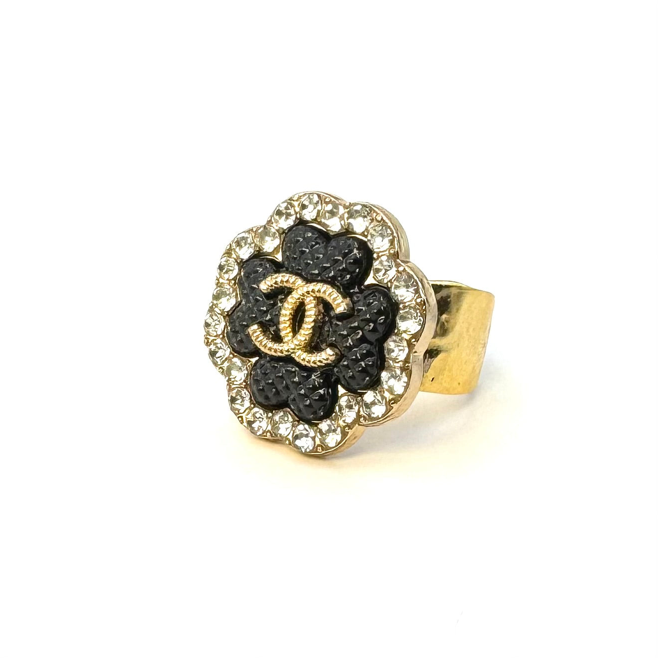 Sparkle Black Clover Button Ring