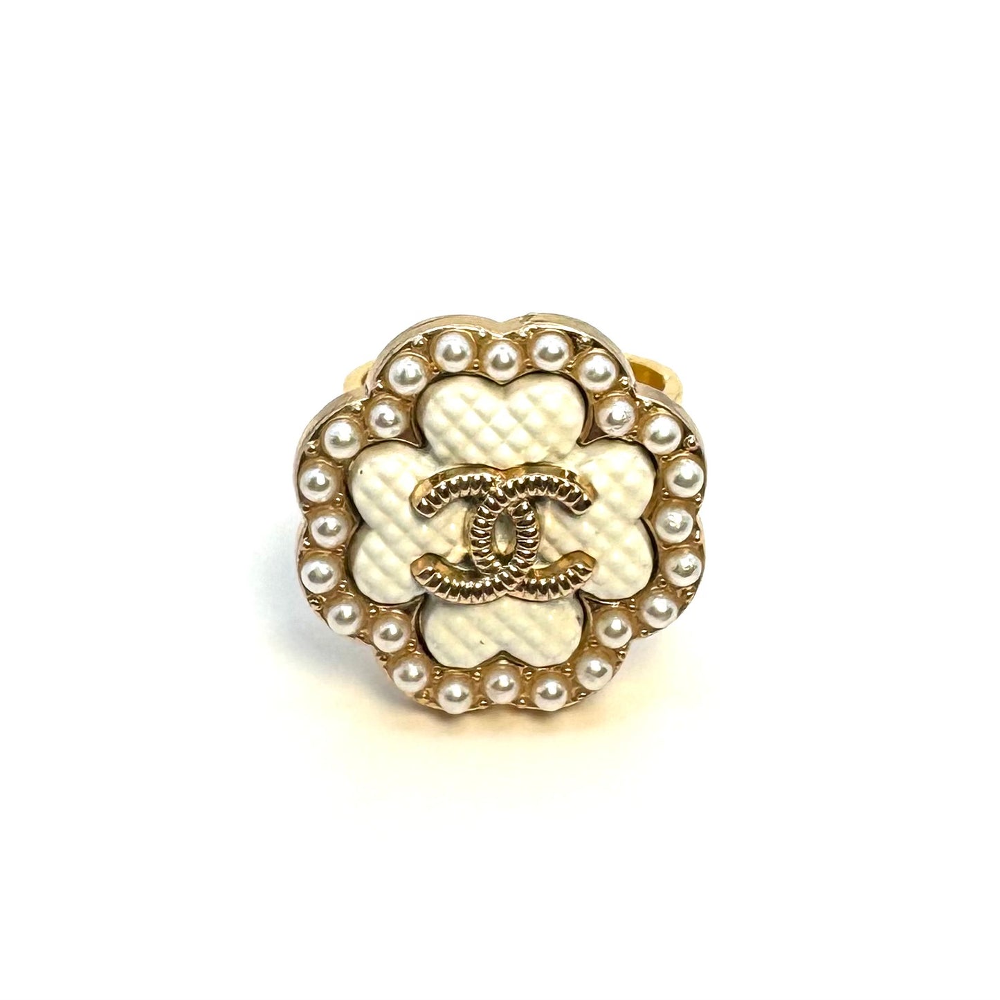 Pearly White Clover Button Ring