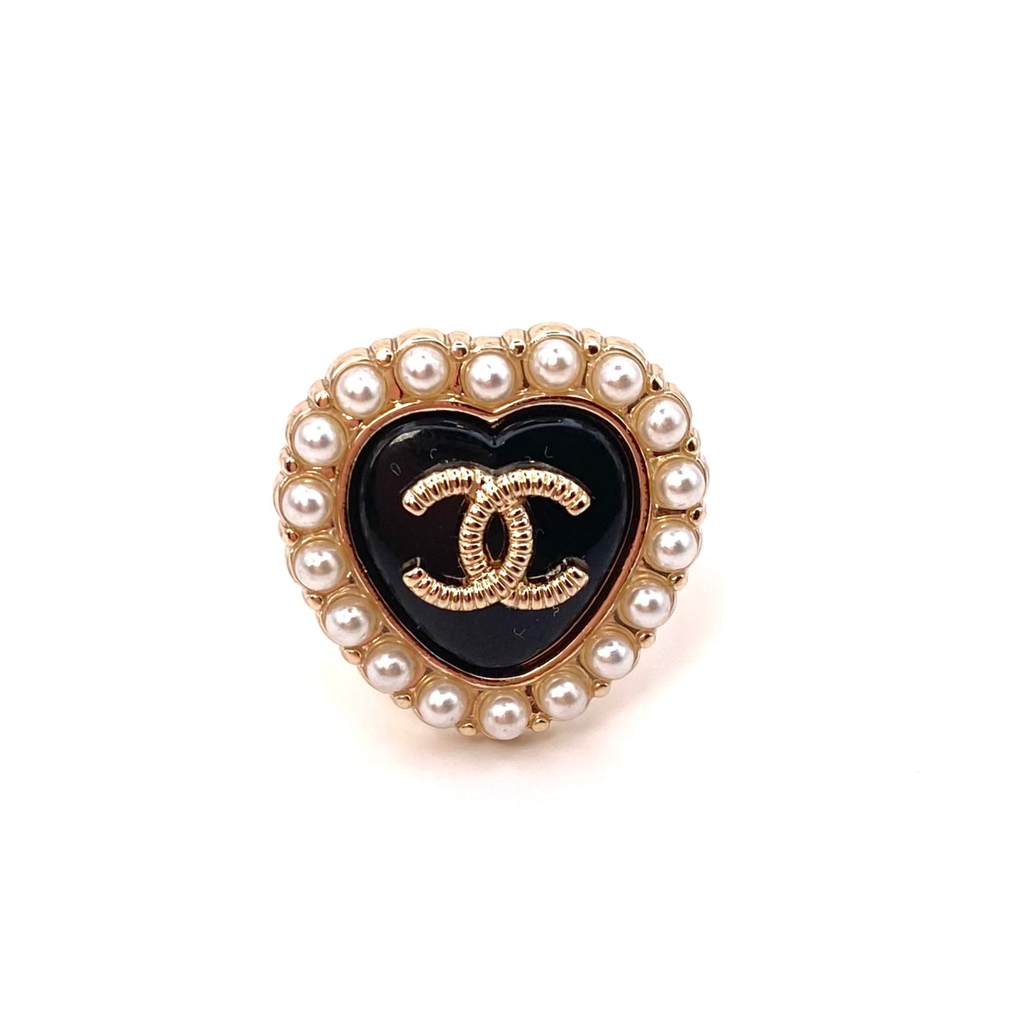 Pearly Black Heart Button Ring