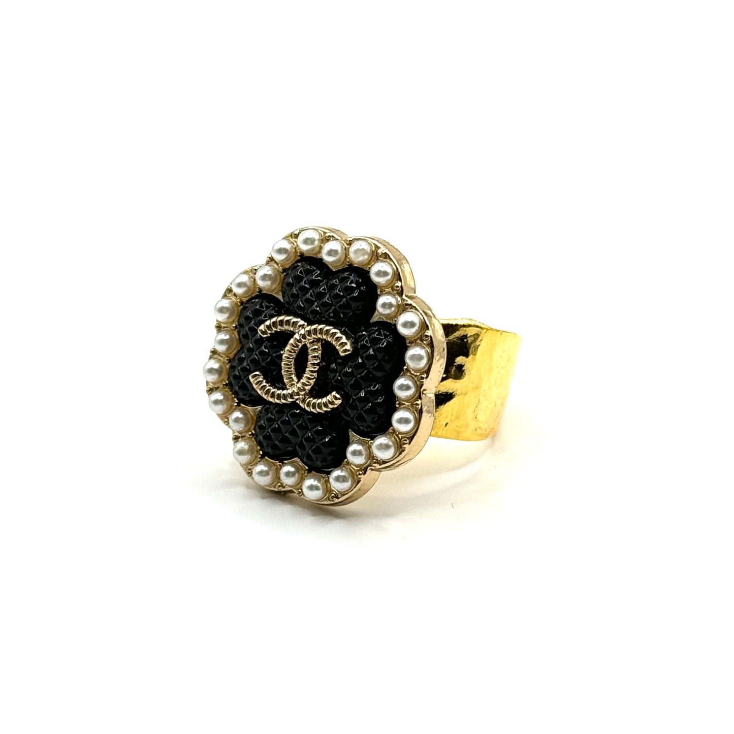 Black & Pearly Button Ring