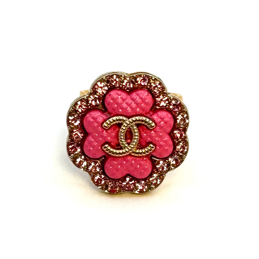 Sparkle Pink Clover Button Ring