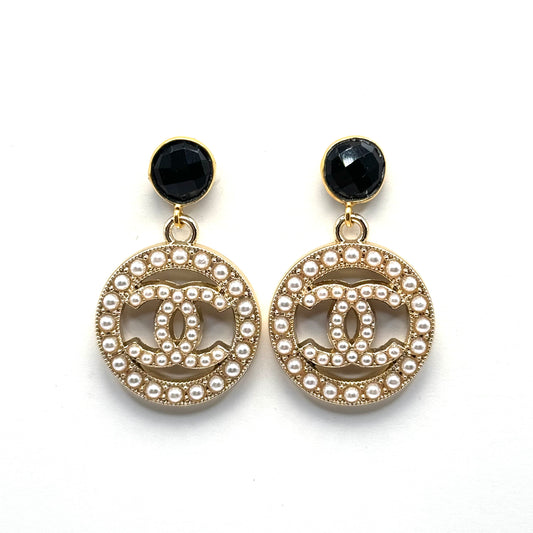Pearly Circle Earrings